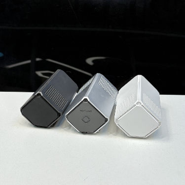 Компактный автомобильный очиститель воздуха с плазменной технологией и питанием USB для удаления дыма - CE FCC RoHS сертификат